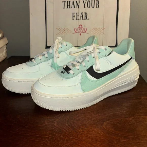 Nike AF1 Platform Air Force 1 (Womens Size 7) Shoes DX3730 300 Barely Enamel - Picture 11 of 13